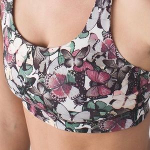 Size 6 lululemon butterfly, stewpot sports bra.